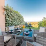 شقة Joli 43m2 , Vue , Piscine , Parking *