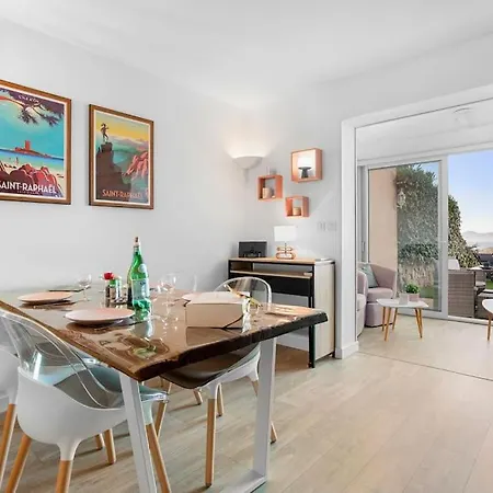 Joli 43m2 , Vue , Piscine , Parking Διαμέρισμα Saint-Raphaël