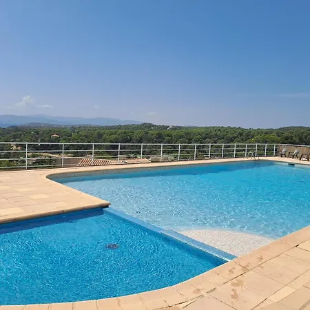 Joli 43m2 , Vue , Piscine , Parking شقة
